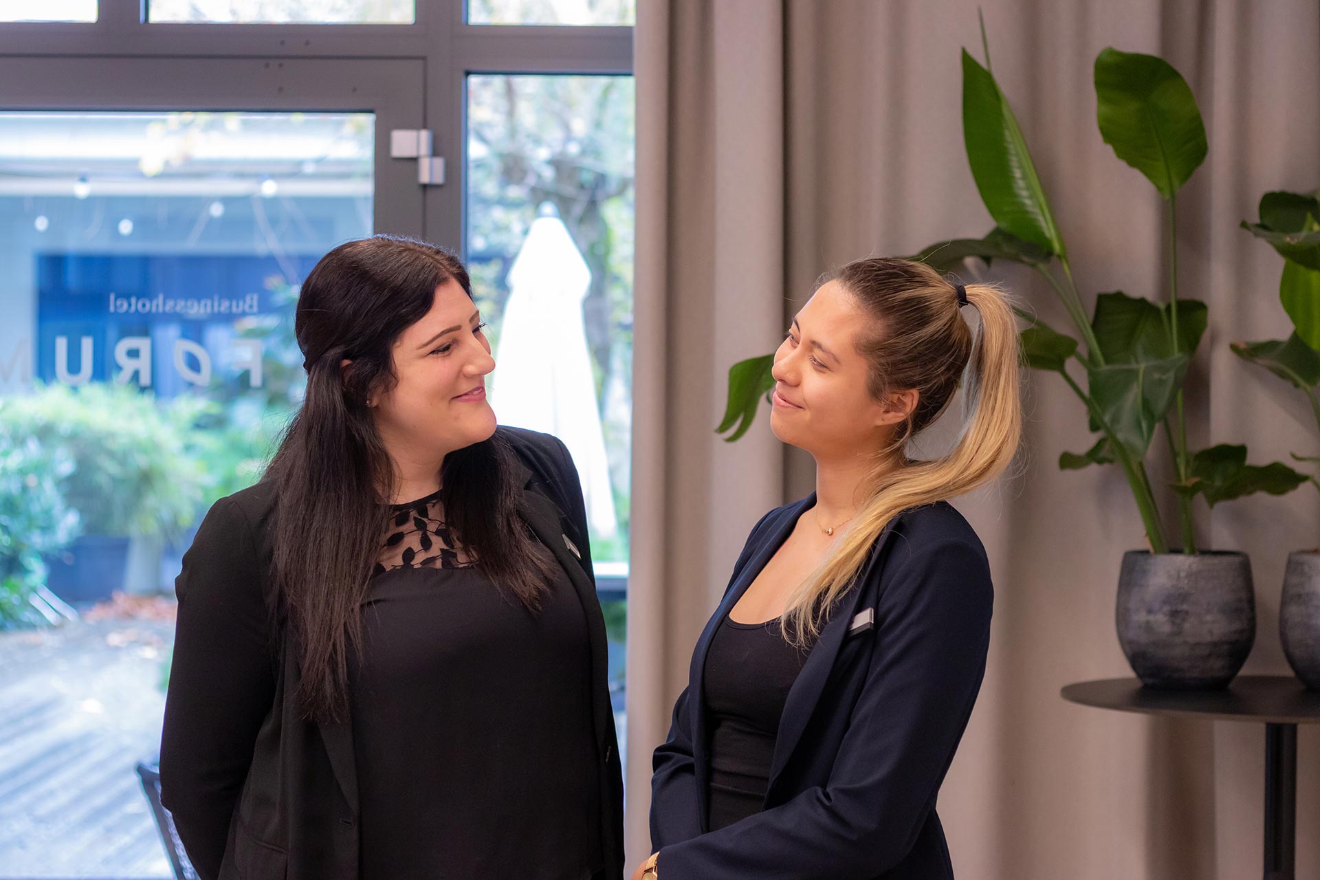 Reception team Businesshotel Forum